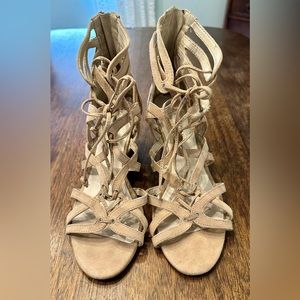 Kenneth Cole wedge gladiator sandals 8.5
